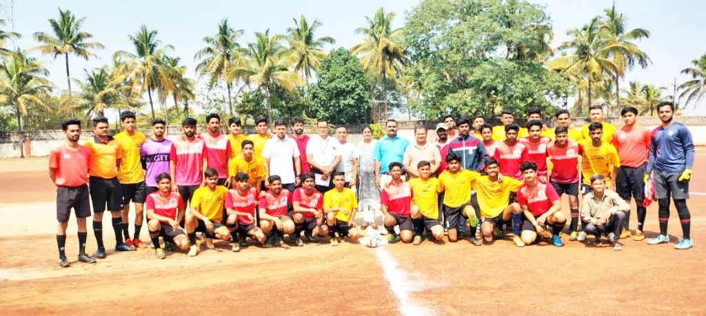 जीआयटी,व्हीटीयू, केएलई-अंगडी उपांत्य फेरीत GIT, VTU, KLE-Angadi in semi-finals