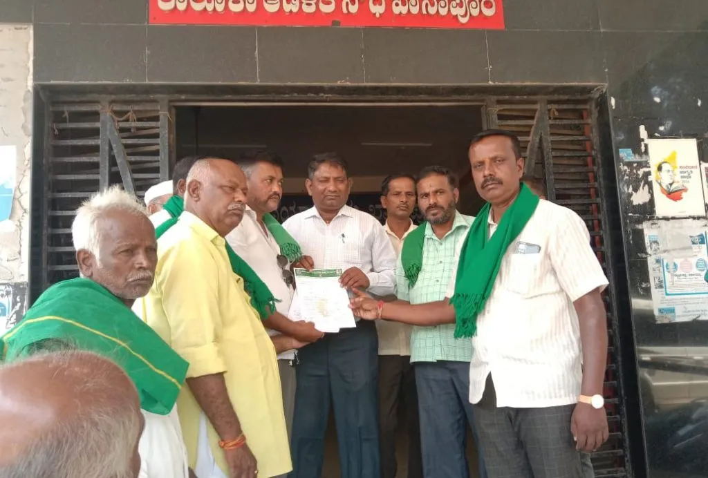 Return the abandoned land to the government.