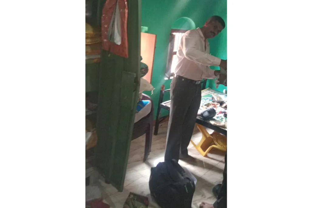 20 houses were broken into overnight in Khanapur taluka