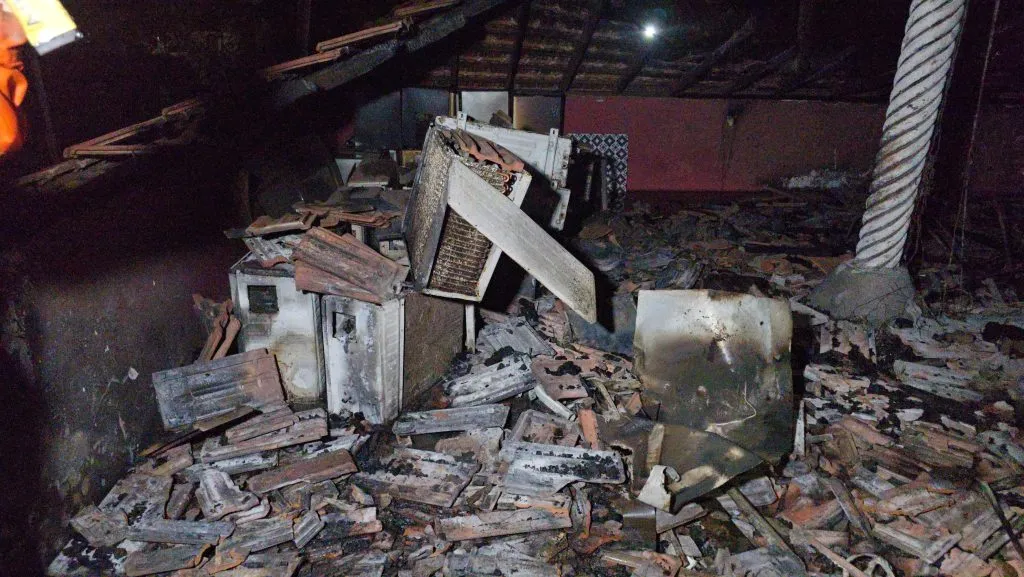 वागातोर येथे हॉटेलला आग Fire breaks out at hotel in Vagator