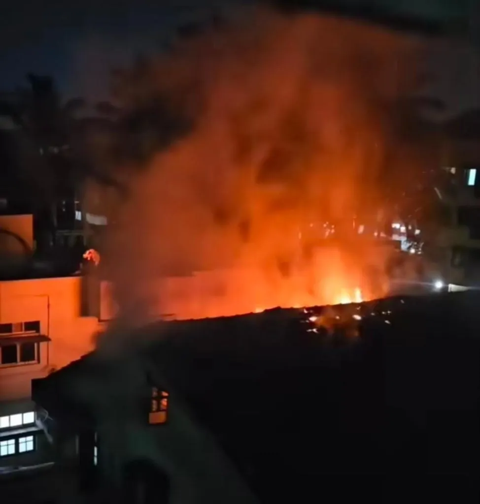 House catches fire in Bhagyanagar