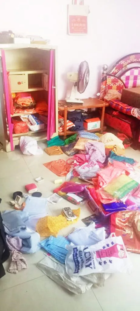 Theft by breaking the lock of a locked house in Gojge