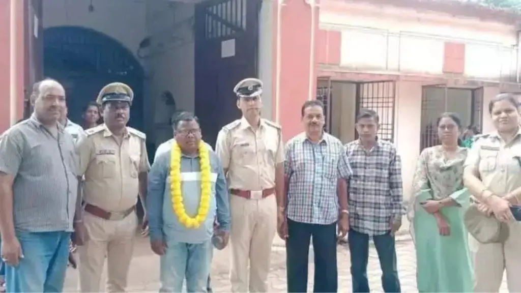 ग्रॅहॅम स्टेन्सचा मारेकरी कारागृहाबाहेर Graham Staines' killer out of prison