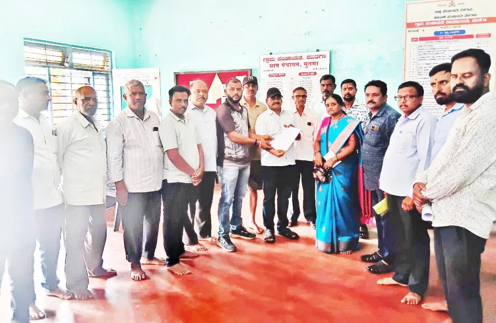 मुतगे ग्राम पंचायतीने ग्रामसभा-मासिक बैठकींची माहिती देण्याची मागणी Mutage Gram Panchayat demands information about Gram Sabha-Monthly meetings