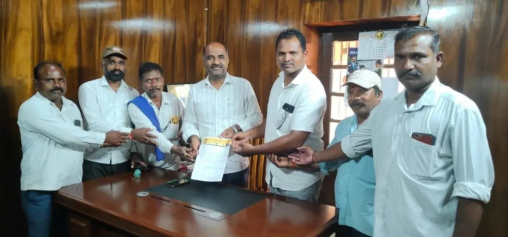 Appoint specialist doctors in Khanapur Government Hospital