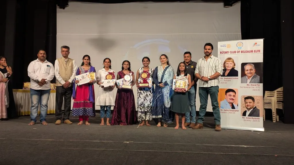 मानसी गेंजी गोल्डन व्हाईस बेळगाव लिटल चॅम्प्सची मानकरी Manasi Genji Golden Vice Belgaum Little Champs winner