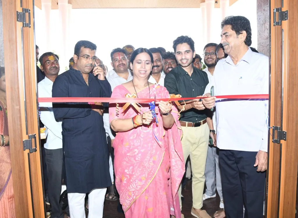 Minister Lakshmi Hebbalkar inaugurated the new building of the District Production Center.