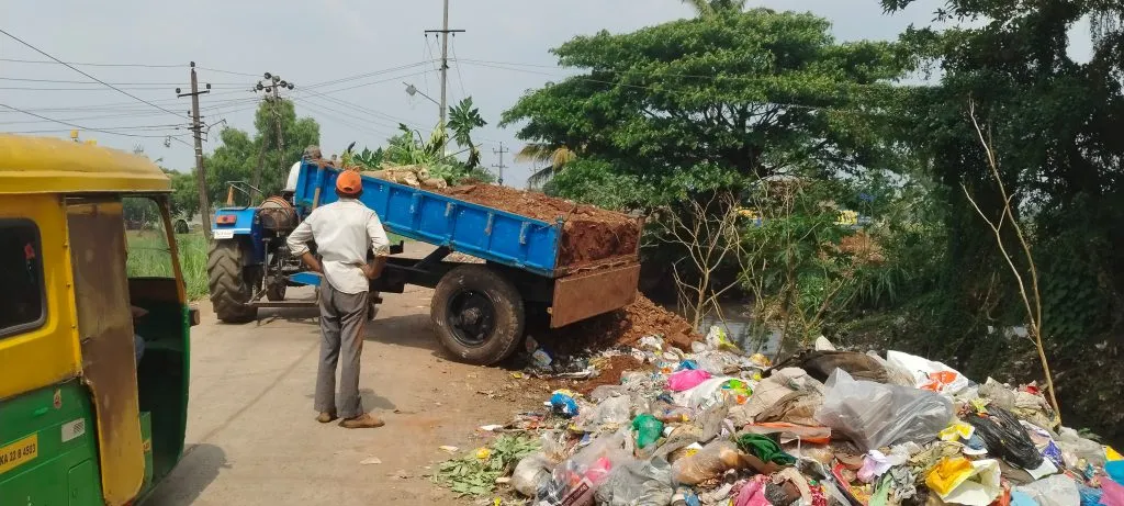 Type of soil dumping in Samarthagar drain