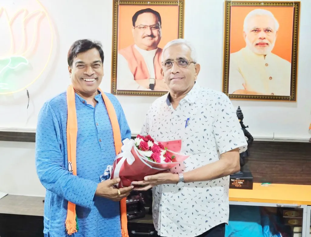 दीपक ढवळीकरांनी घेतली दामू नाईक यांची भेट Deepak Dhavalikar met Damu Naik