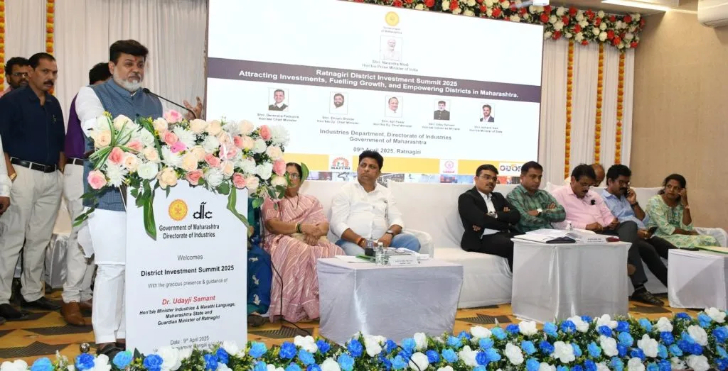 Projects diverted not to Gujarat, but to Ratnagiri!