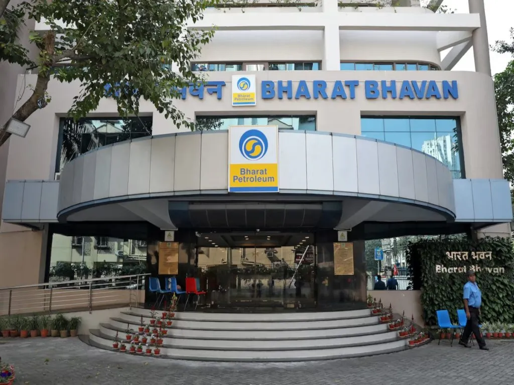 BPCL earns profit in the quarter