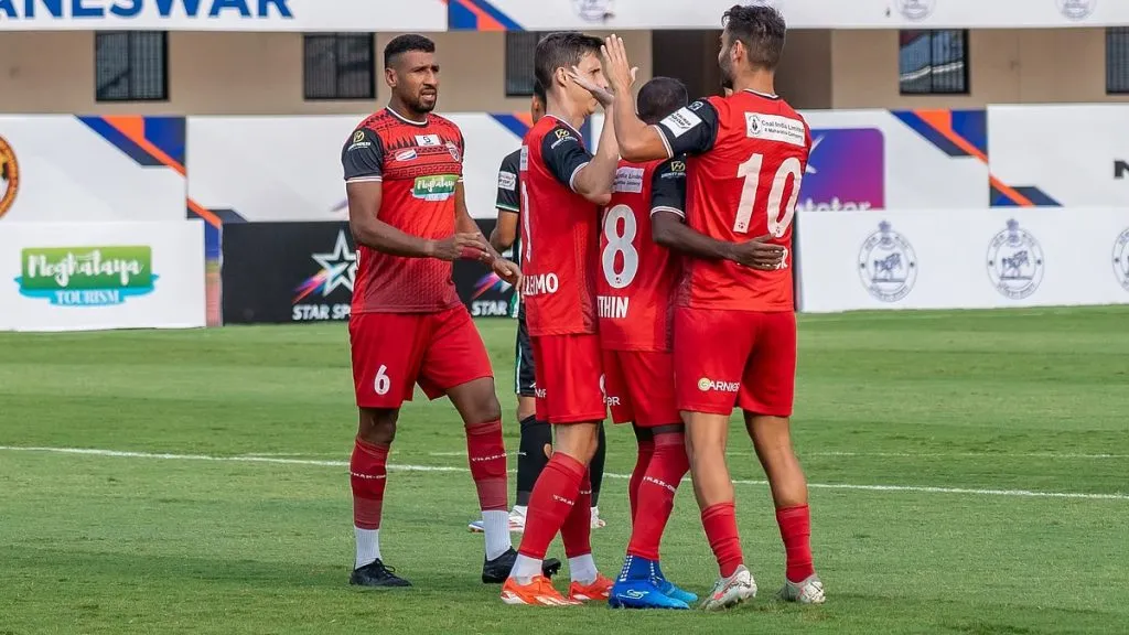 North East United, Jamshedpur in quarterfinals