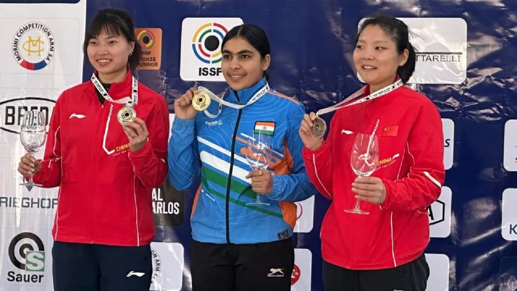 Vijayveer, Suruchi win gold in shooting