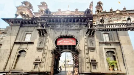 Shukrawar Peth located directly banks of the Panchganga River