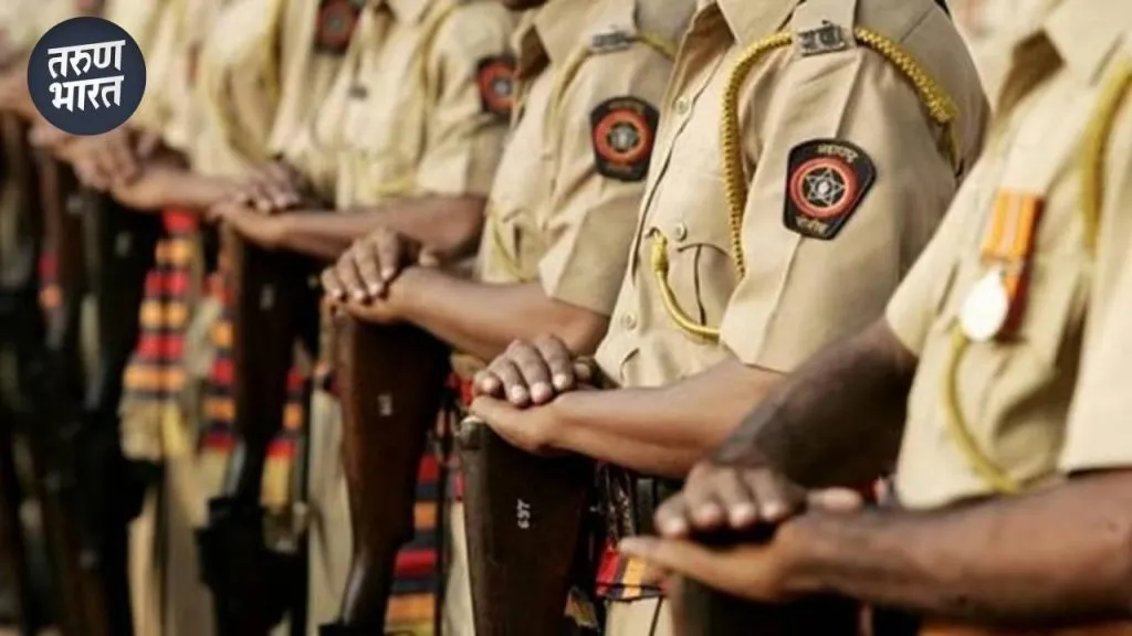 कराडचा नवा कृष्णा पूल अंधारातच, छेडछाडीच्या घटनांचा धोका वाढला women and girls being deliberately harassed or mocked on bridge