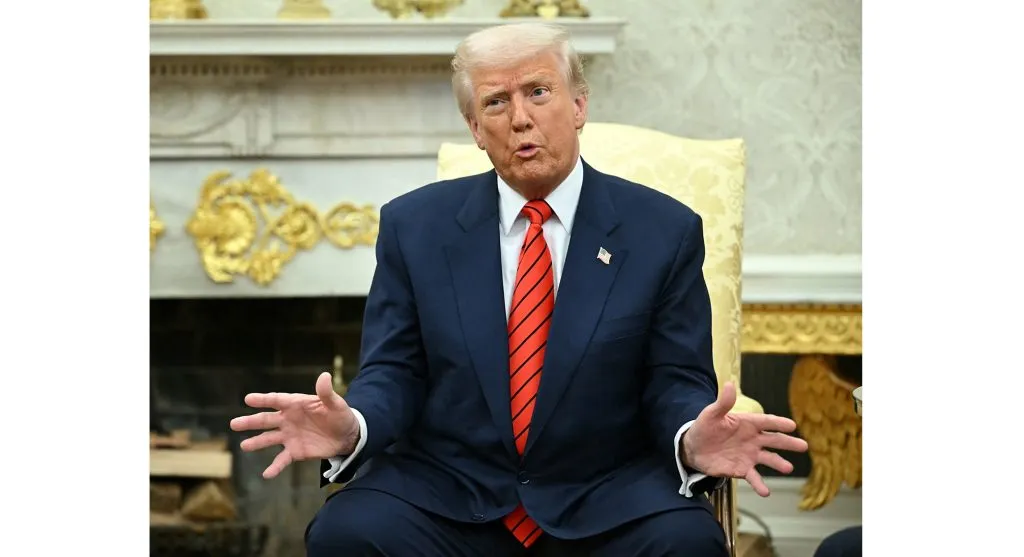 ट्रम्प यांच्या सहकाऱ्याचे भारताला समर्थन Trump's aide supports India