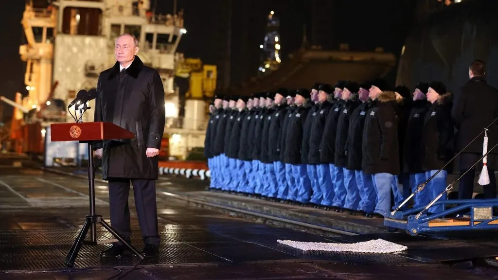 रशियाच्या ‘नेव्हल मॉन्स्टर’चे उद्घाटन Inauguration of Russia's 'Naval Monster'