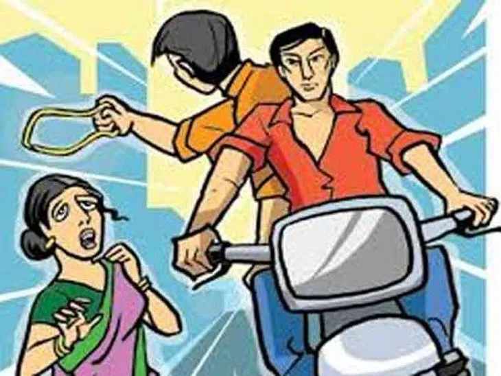 धूमस्टाईलने वृद्धेचे मंगळसूत्र लंपास Mangalsutra snatched from elderly woman in Dhoom-style robbery