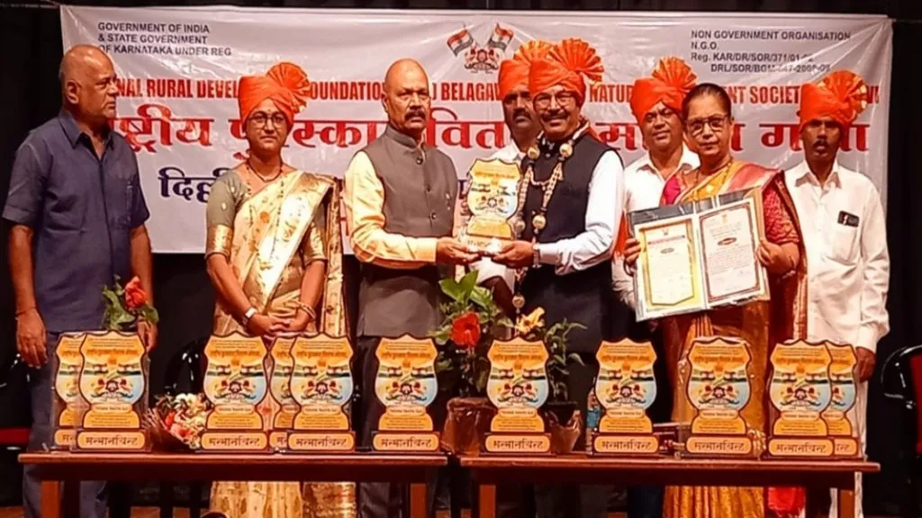 जयवंत पाटील यांना राष्ट्रीय आदर्श मुख्याध्यापक पुरस्कार