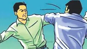 गुहागर बसस्थानकात वाहकाला मारहाण Conductor assaulted at Guhagar bus stand