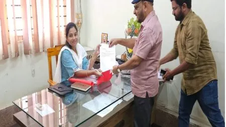 सावंतवाडी नगरपरिषदेचे पर्यटक स्वागत केंद्र पुन्हा सुरू करा