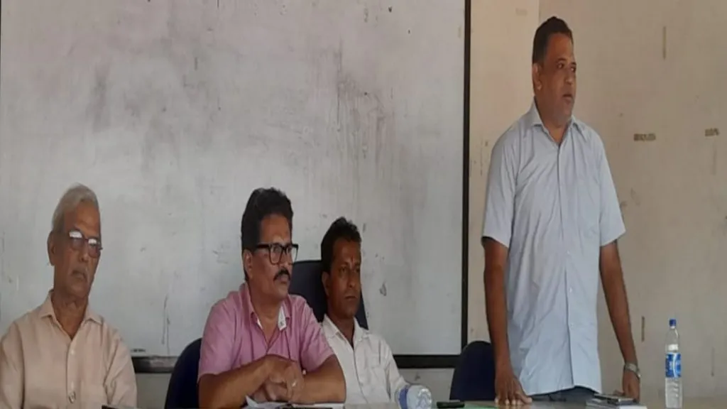 वीज वितरणकडून डिपॉझिटच्या मागणीमुळे ग्राहक संतप्त