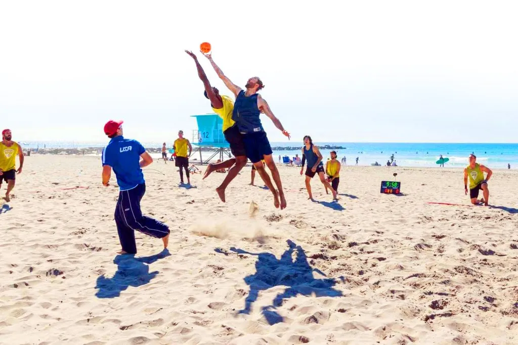 Old game, new identity! Beach handball