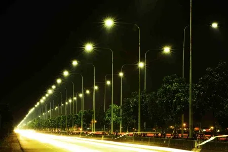 Streetlights needed on the national highway