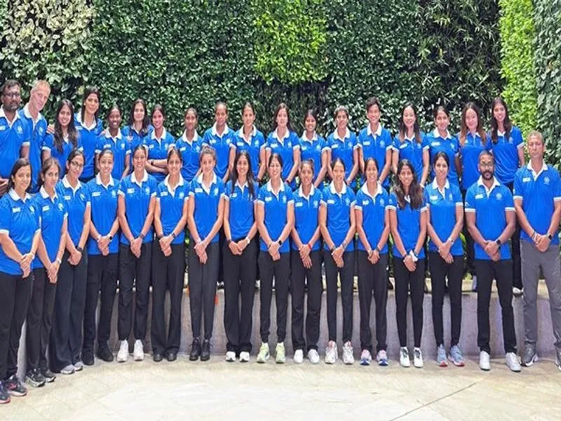 Indian women's hockey team leaves for Australia