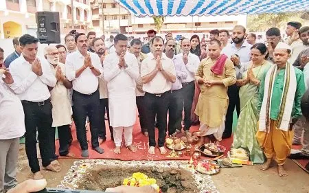 Law for houses in private, communal and communal areas