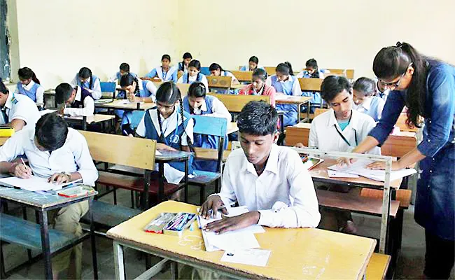 दहावी निकालात तळ गाठलेल्या 82 शाळांना कारणे दाखवा नोटीस Show cause notices issued to 82 schools that fell short in 10th class results