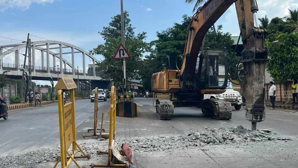 Excavation on Congress Road for drainage channel