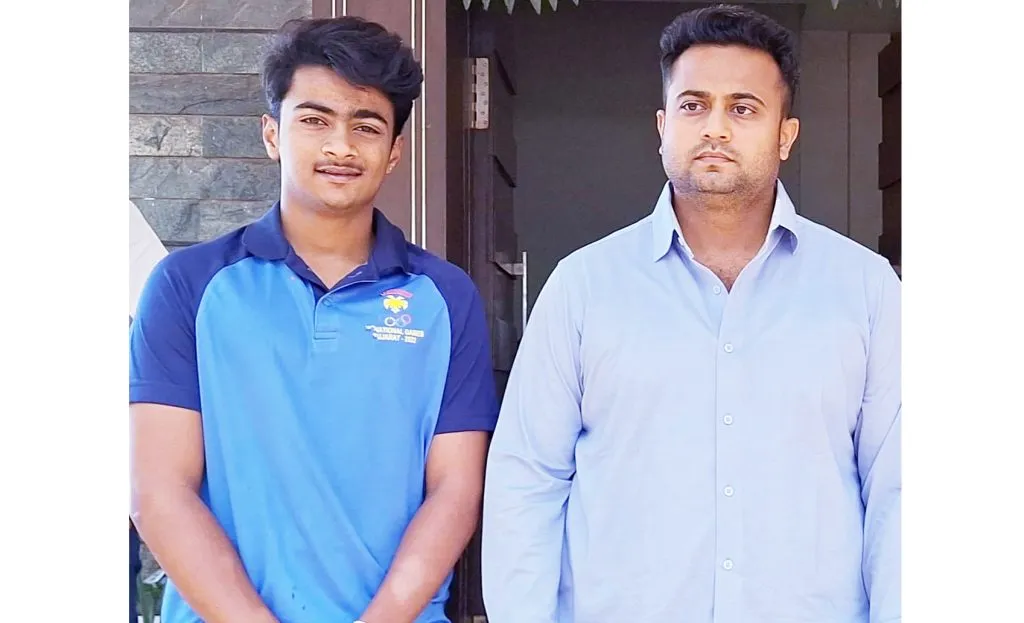 Skater Deven Bamne felicitated