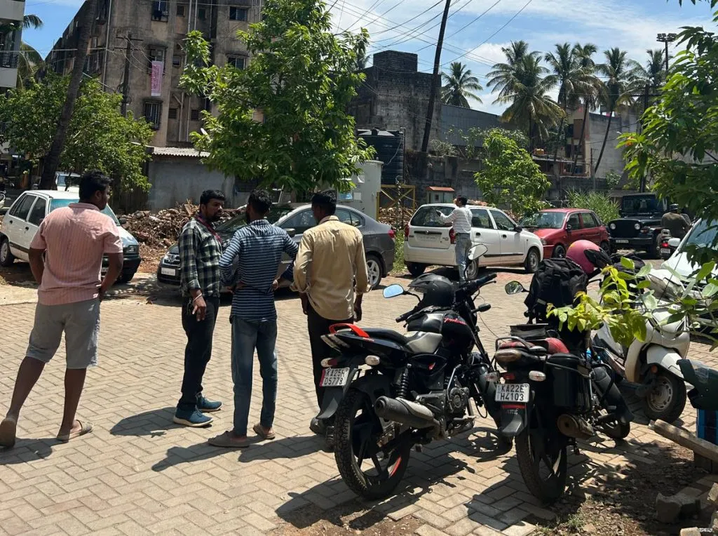 Internet cables removed in Shastrinagar