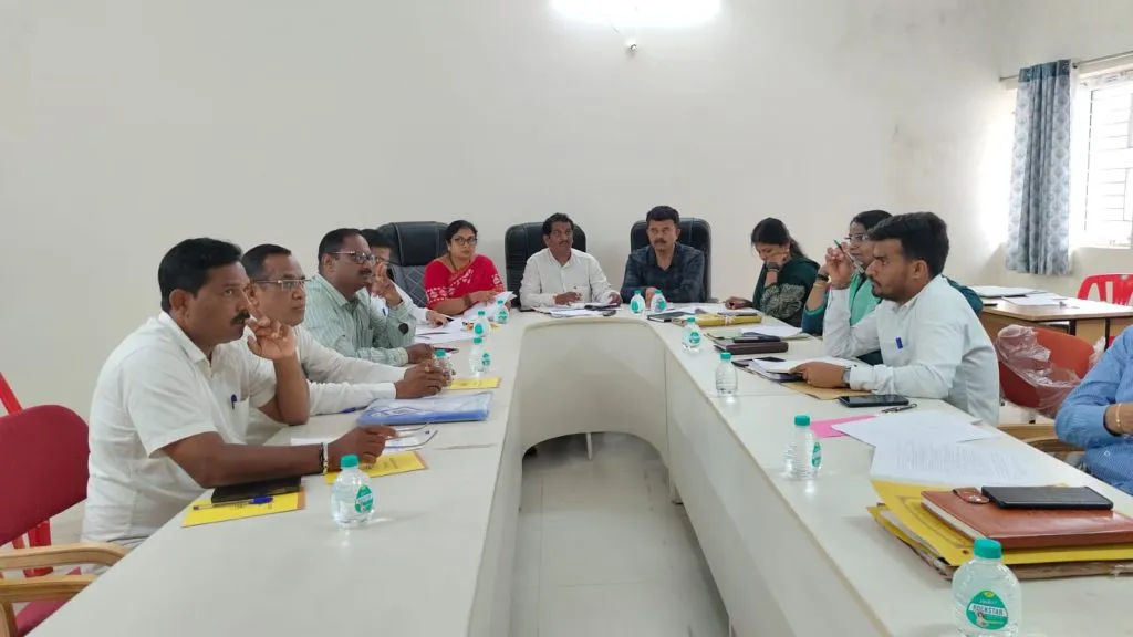 Inspection of drain cleaning to be conducted in the presence of the mayor