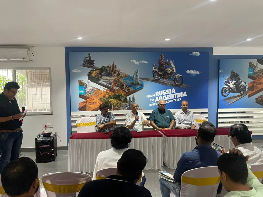 Manikbagh Group's new Bajaj showroom at the service of customers