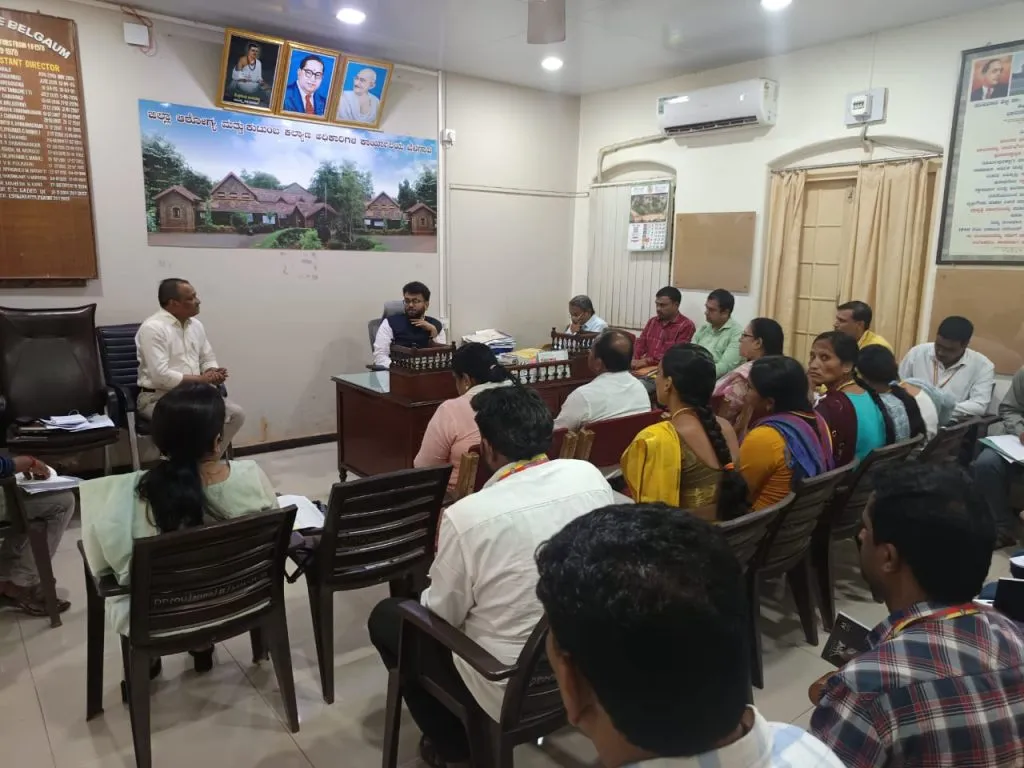 Arrange preventive medicines to control monsoon diseases