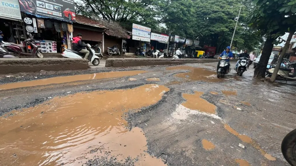 The gravel on Fort Road has turned into a puddle