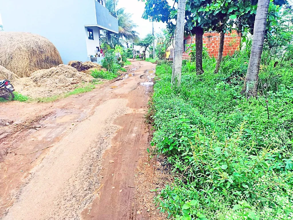 When will the residents of Hanumannagar-Chasaleshwarinagar get physical facilities?