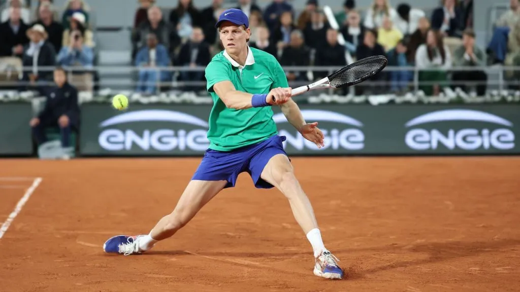 सिनर, गॉफ, केनिन, बेडोसाची विजयी Sinner, Gauff, Kenin, Bedosachi win