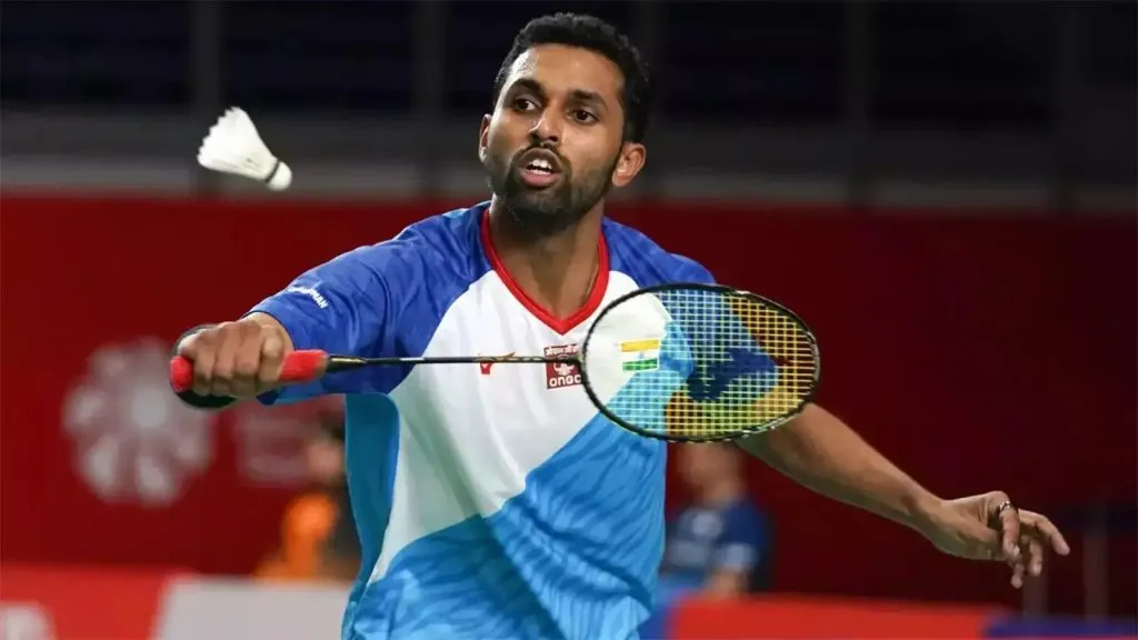 Sindhu, Prannoy open with victory