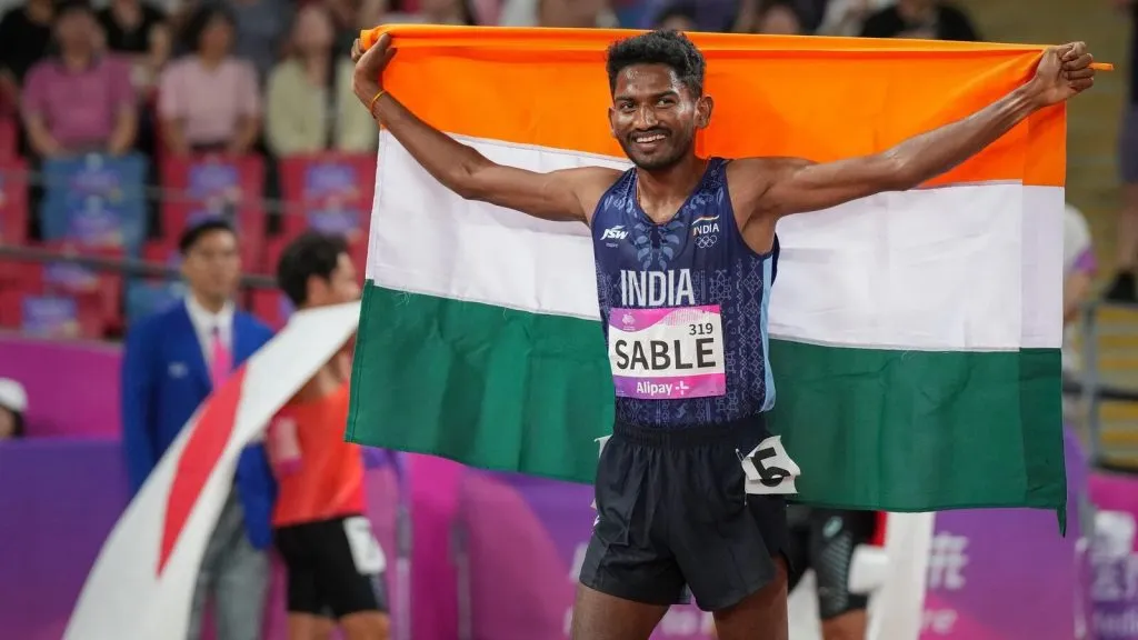 अविनाश, ज्योतीची ‘सुवर्ण’धाव Avinash, Jyoti's 'golden' run
