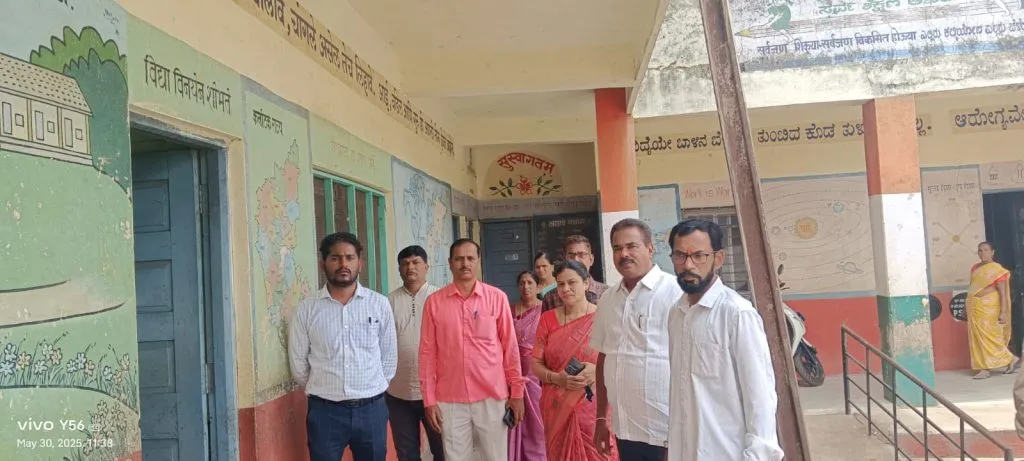 Parents and citizens oppose the relocation of Mali Gali School