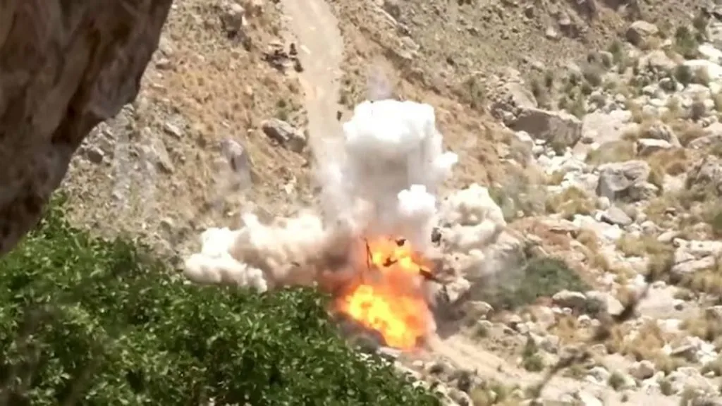 12 Pakistani soldiers killed in blast