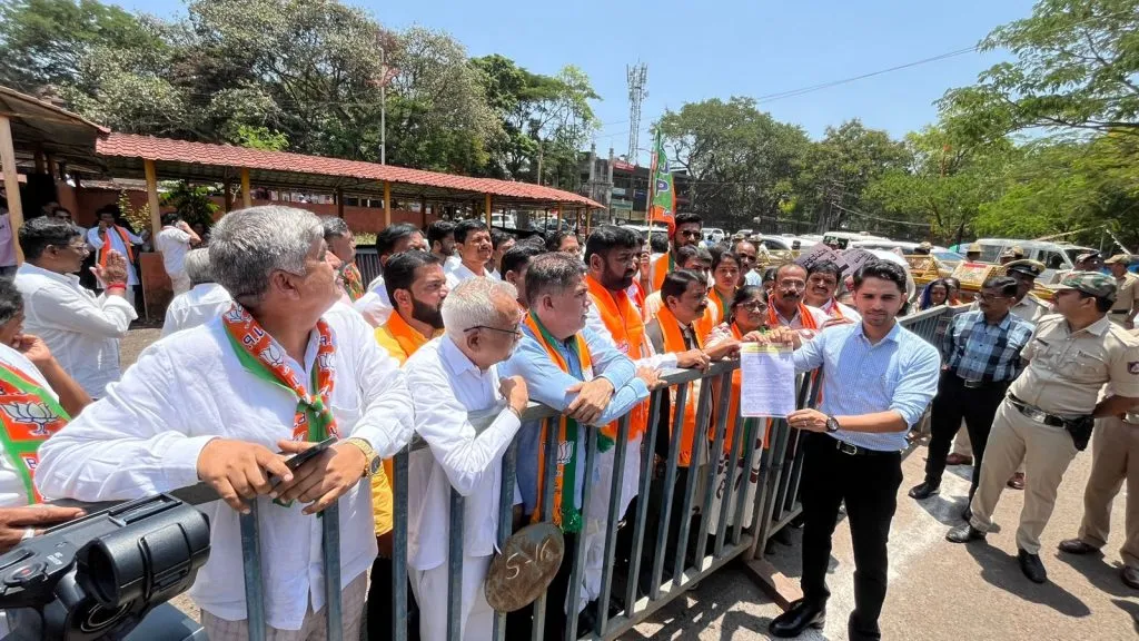 BJP aggressive regarding the residence of Pakistani citizens in the state