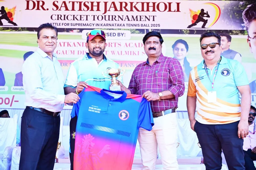 Neel Boys Hindlaga, Arsh XI win