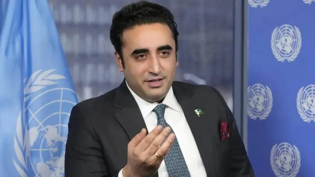 Pakistan government hands over responsibility to Bilawal Bhutto