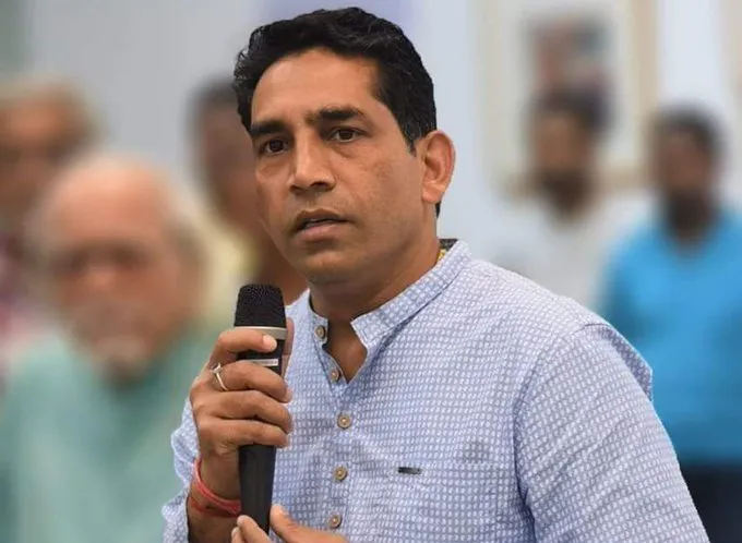 मुख्यमंत्र्यांबाबत चुकीचे काही बोललोच नाही! I didn't say anything wrong about the Chief Minister!