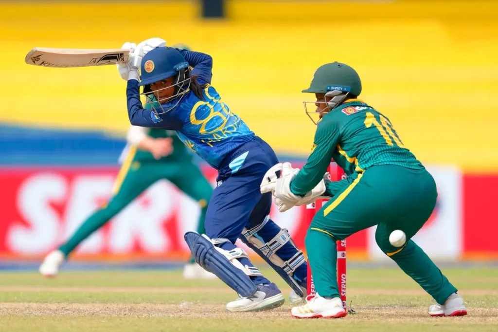 Sri Lankan women's team won by 5 wickets