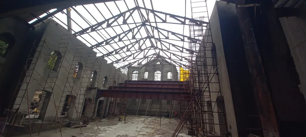 Negligence in work by officials, contractors, and architects